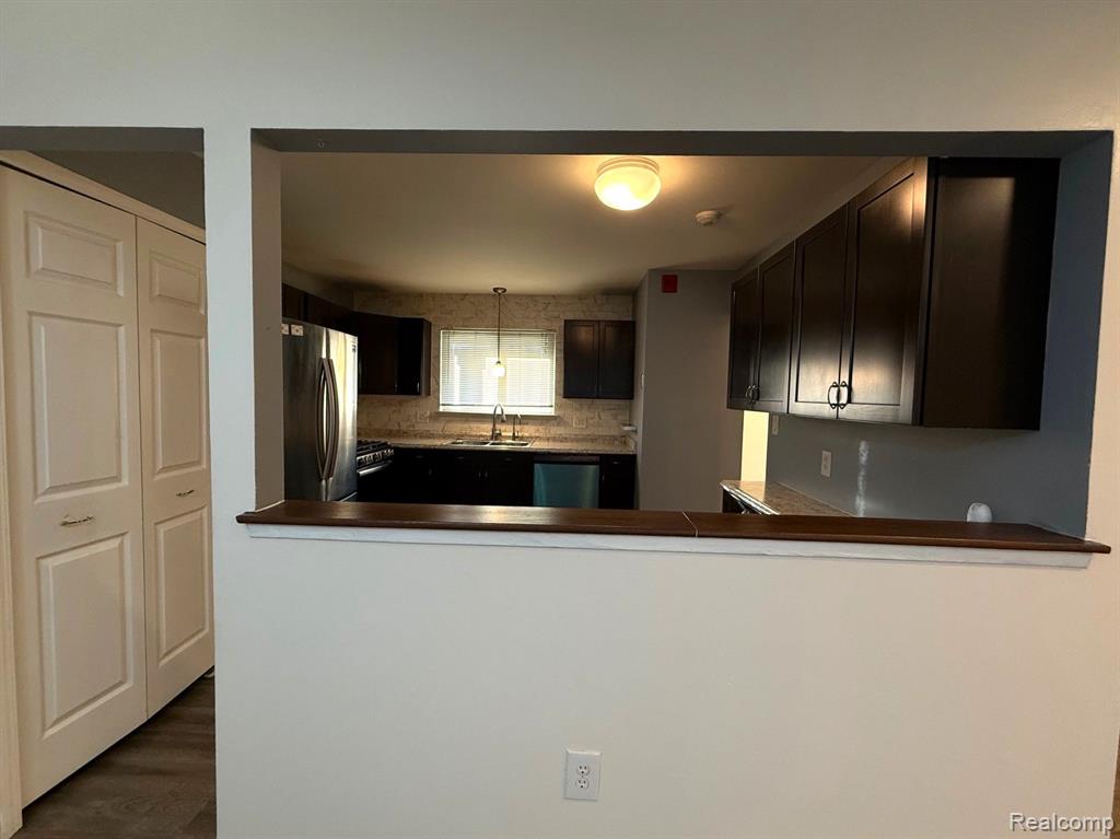 2002 W FRANKLIN Drive, 37, Canton, MI 48187 — Photo 18