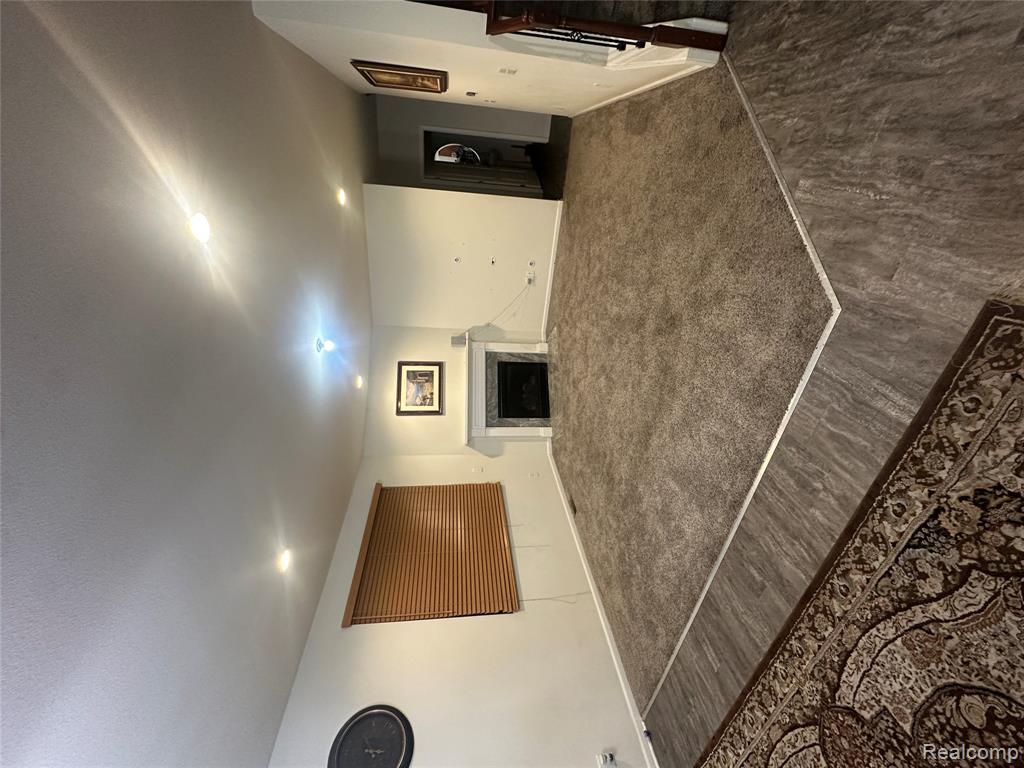 8731 QUINCY Drive, Westland, MI — Photo 7