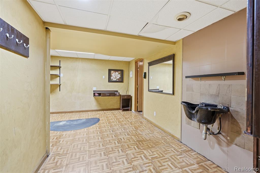 42739 Pond View Drive, Sterling Heights, MI 48314 — Photo 50