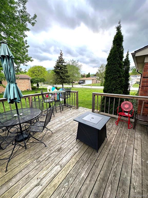 5601 ASTER Drive, Troy, MI 48085 — Photo 25