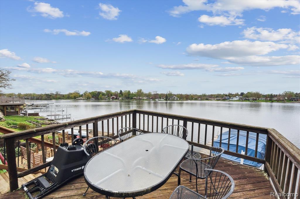 9669 NORMAN Road, Clarkston, MI 48348 — Photo 26