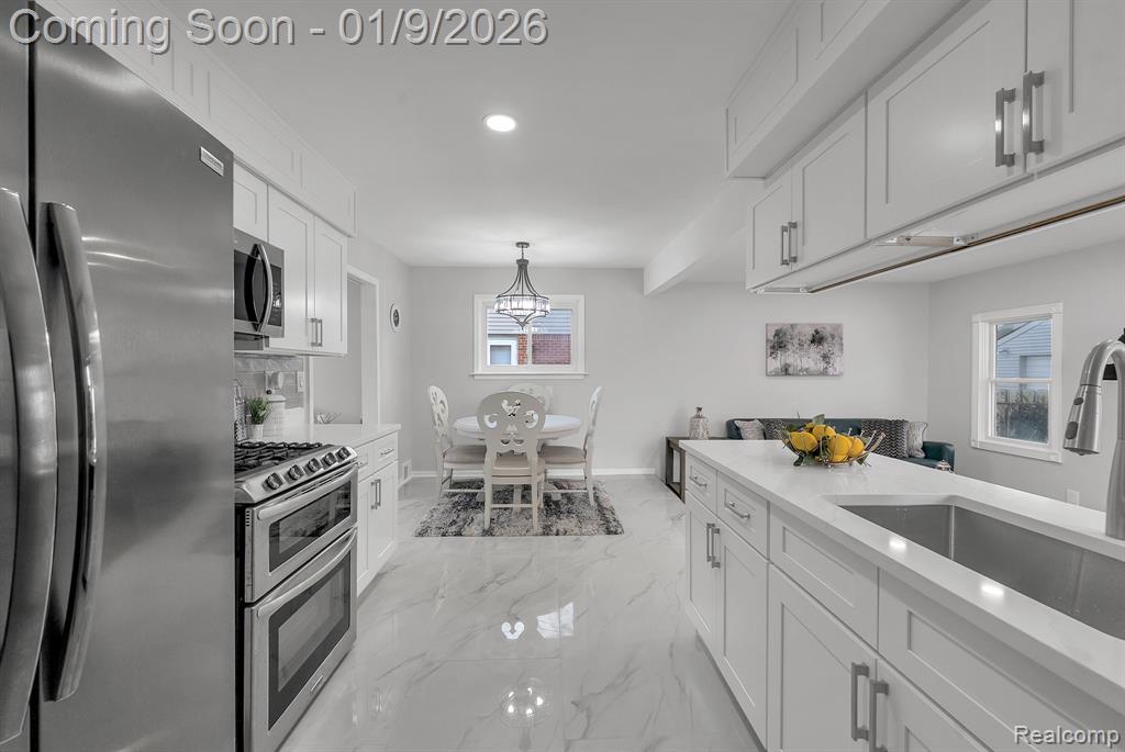 40585 Pinetree Drive, Plymouth, MI 48170 — Photo 15