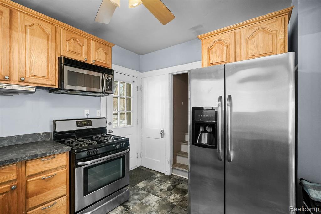 6743 MEADOW Avenue, Warren, MI 48091 — Photo 11