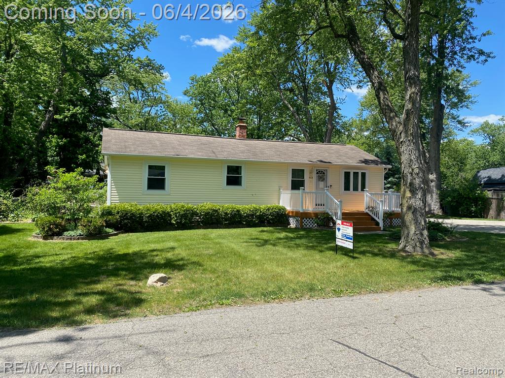 968 Beckley Avenue, Oxford, MI 48371 — front exterior