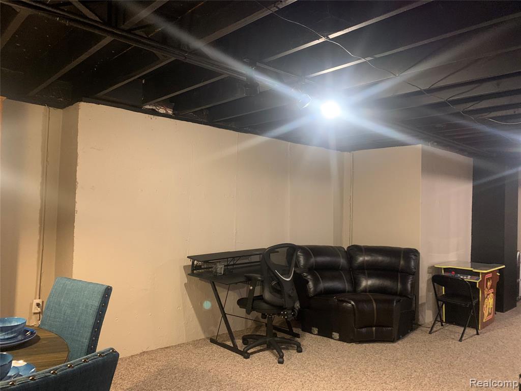 48711 Cross Creek Drive, Macomb, MI 48044 — Photo 21