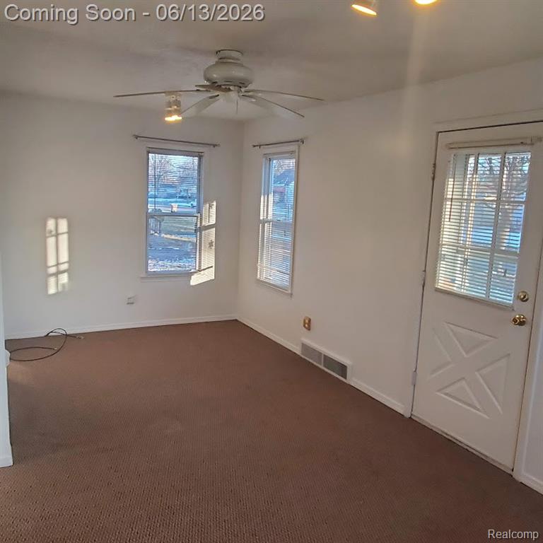 675 E Beverly Avenue, Pontiac, MI 48340 — Photo 13