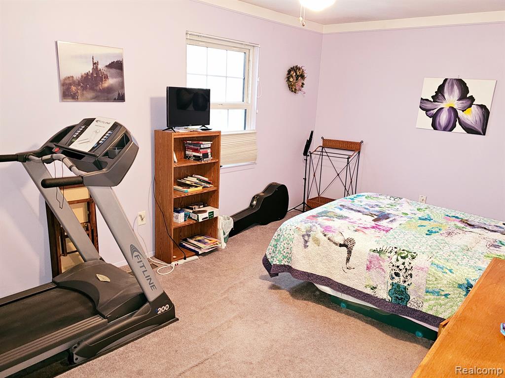 275 LAKE VILLAGE Drive, Walled Lake, MI 48390 — Photo 8