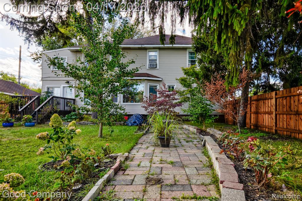 812 E George Avenue, Hazel Park, MI 48030 — Photo 63