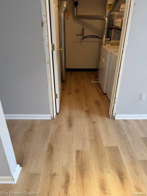 421 OLD PINE Way, Walled Lake, MI 48390 — Photo 13