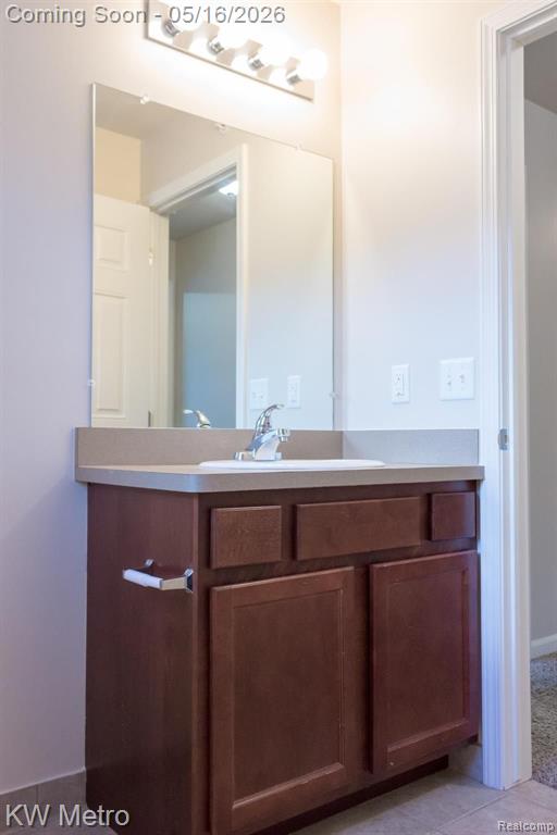 49144 W WOODS Drive, Shelby Twp, MI 48317 — Photo 11
