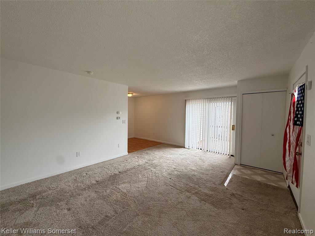 28423 Raleigh Crescent Drive, Chesterfield, MI — Photo 3
