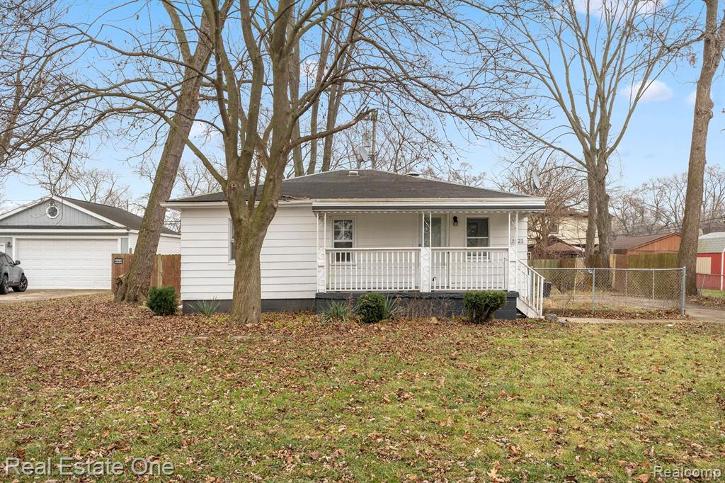5121 CROISSANT Street, Dearborn Heights, MI 48125 — Photo 6