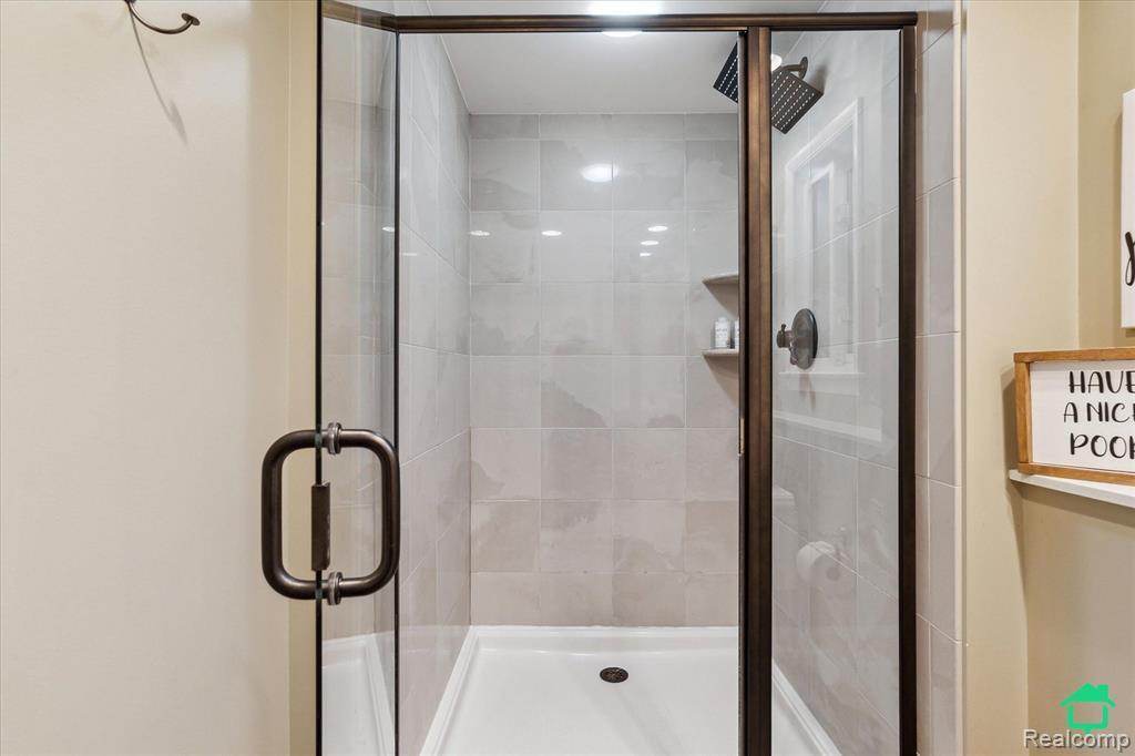 40807 Ivywood Lane, Plymouth, MI 48170 — Photo 31