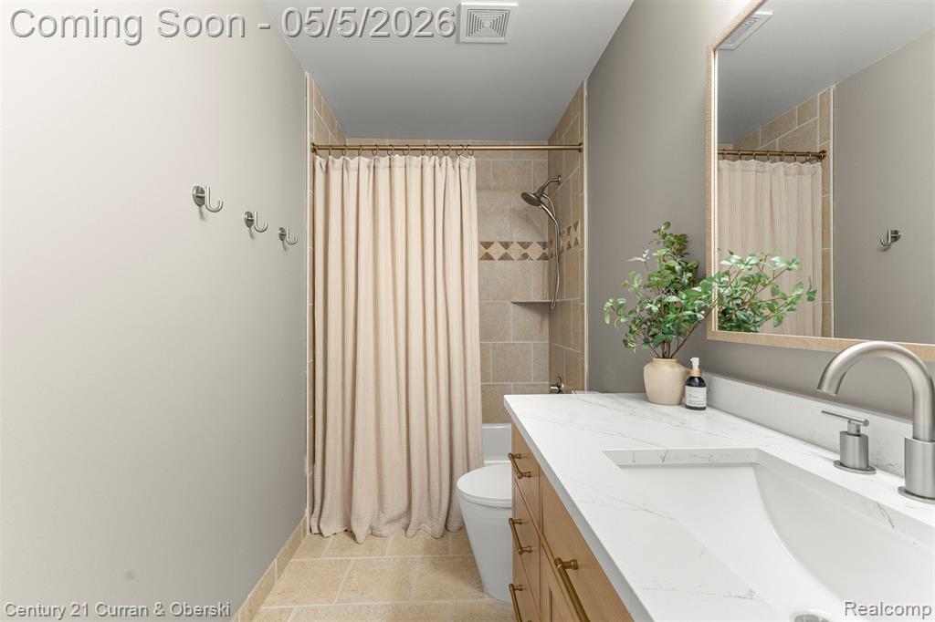 22254 Rhys Drive, Macomb, MI 48042 — Photo 26
