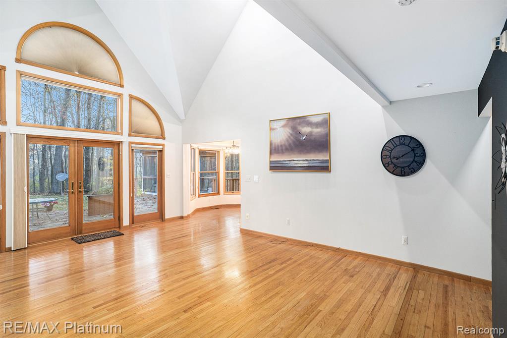 6489 CEDAR LAKE ROAD, Pinckney, MI 48169 — Photo 4