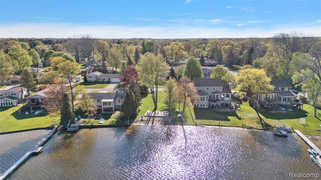 15 Pleasant Lake Drive, Waterford, MI 48327 — Photo 62