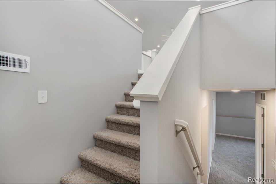 2297 Plum Tree Court, Burton, MI 48519 — Photo 11