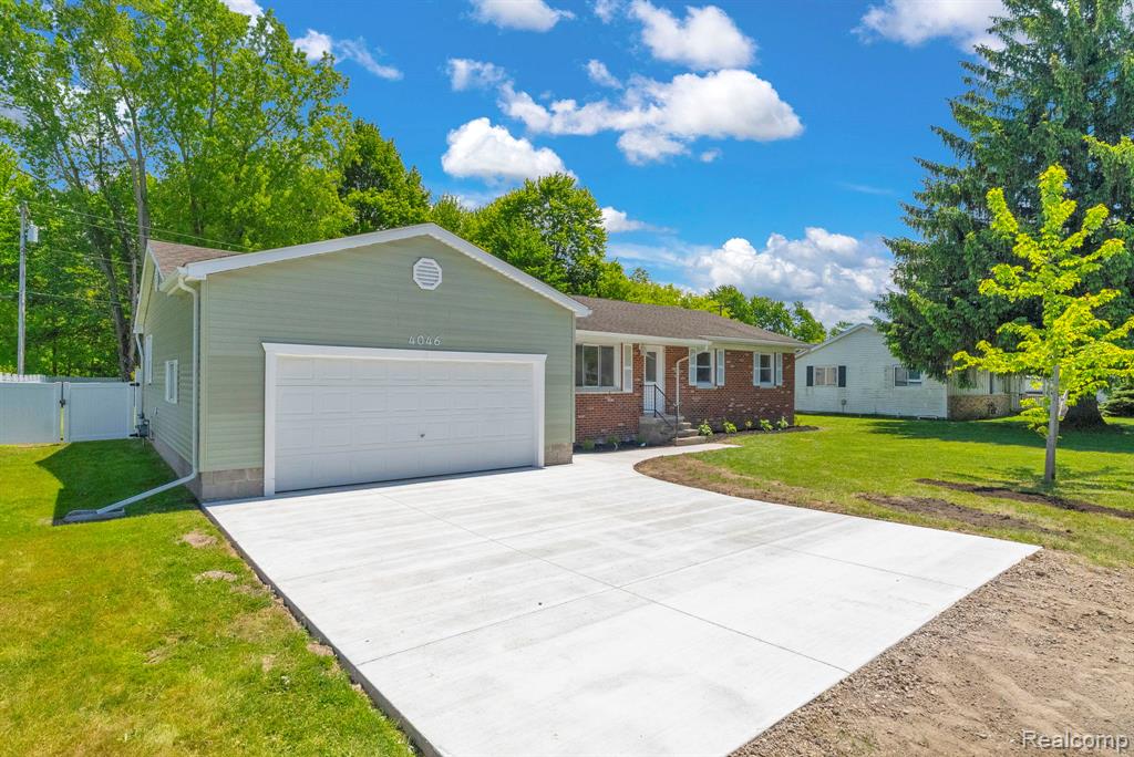 4046 State Road, Fort Gratiot, MI 48059 — Photo 3