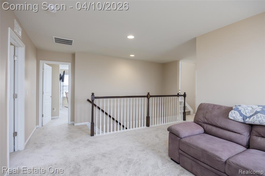 120 Crestview Drive, Rochester, MI 48306 — Photo 25