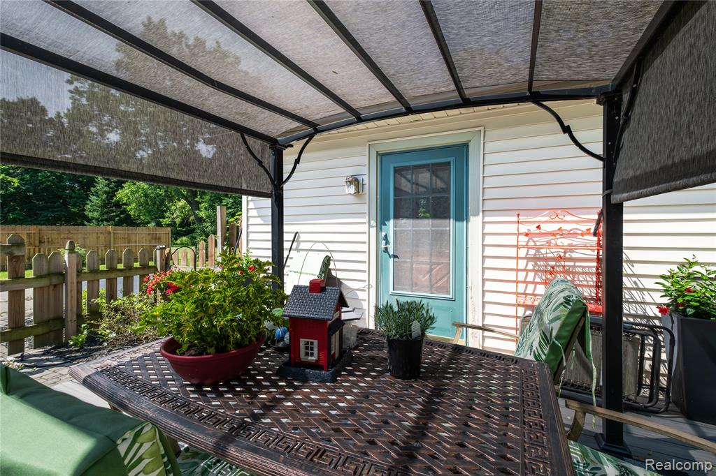 308 N Seymour Road, Flushing, MI 48433 — Photo 24