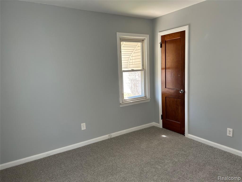 7546 Sterling, Center Line, MI 48015 — Photo 15