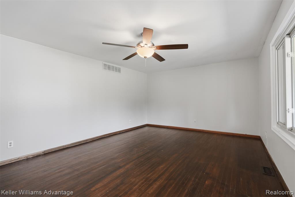 48053 Harris Road, Belleville, MI 48111 — Photo 7