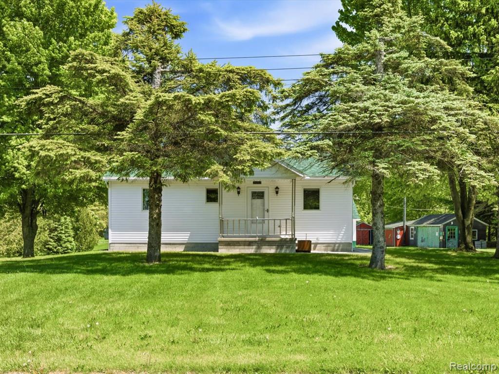 2482 Range Road, Port Huron, MI 48060 — Photo 25
