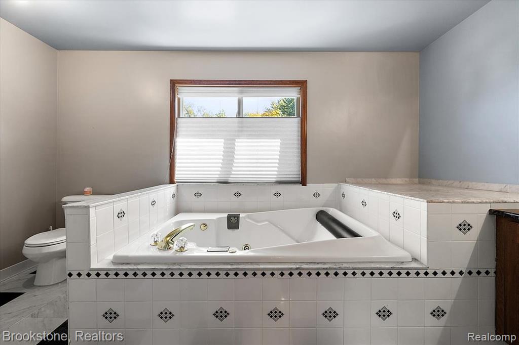 49650 Card Road, Macomb, MI 48044 — Photo 27