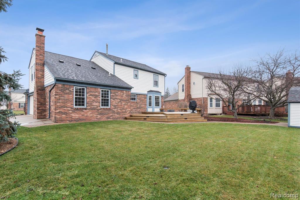 45303 CLAYMORE Drive, Canton, MI 48187 — Photo 54