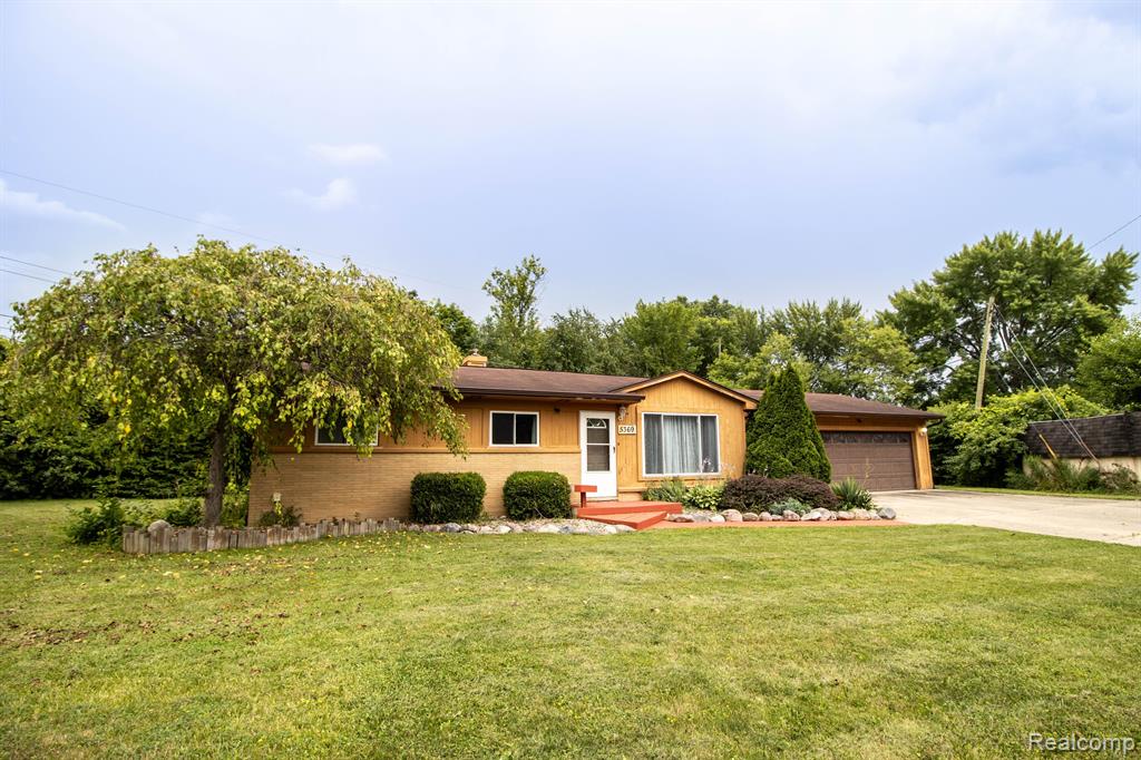 5369 Devon Court, Flint, MI 48532 — Photo 26
