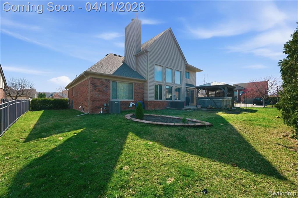 48017 Lincoln Drive, Macomb, MI 48044 — Photo 49