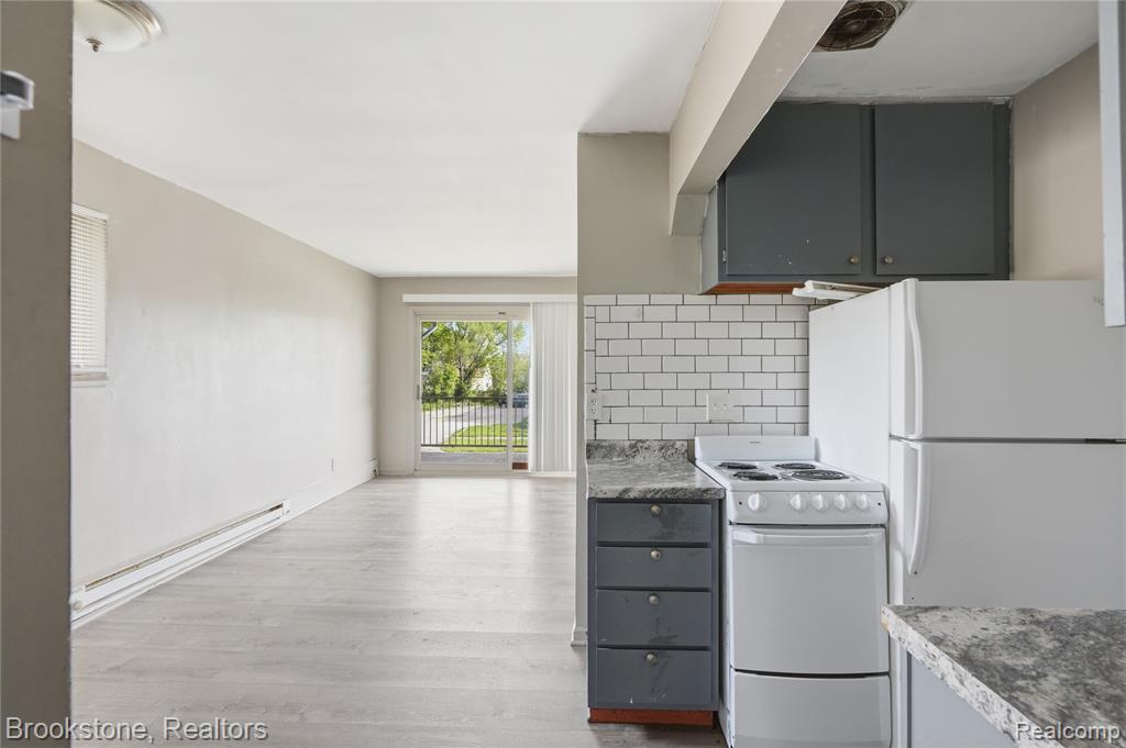 9439 Chalmers Street, Detroit, MI 48213 — Photo 9