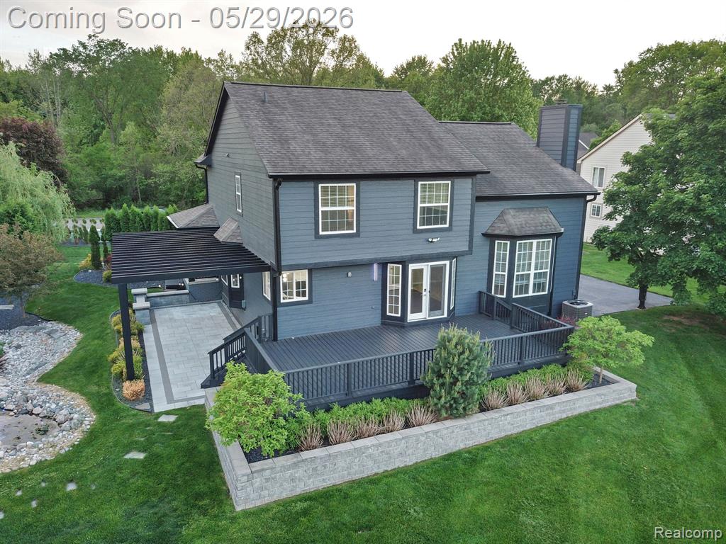 5729 Woodfield Parkway, Grand Blanc, MI 48439 — Photo 4