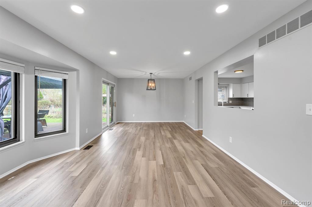 7323 Burgundy Street, Canton, MI 48187 — Photo 12