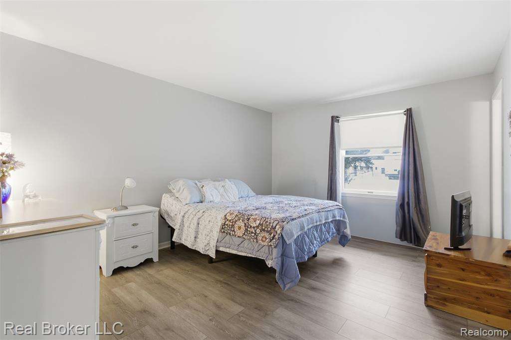 8152 Fox Hollow Road, Goodrich Vlg, MI — Photo 13