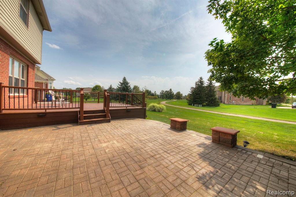 49169 Founders Court, Canton, MI 48187 — Photo 54