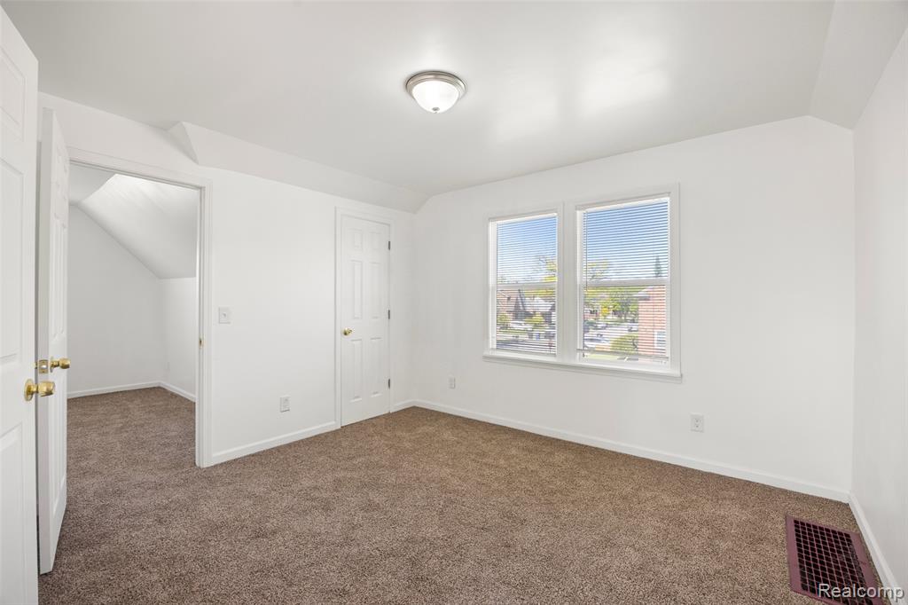 9150 Courville Street, Detroit, MI 48224 — Photo 21