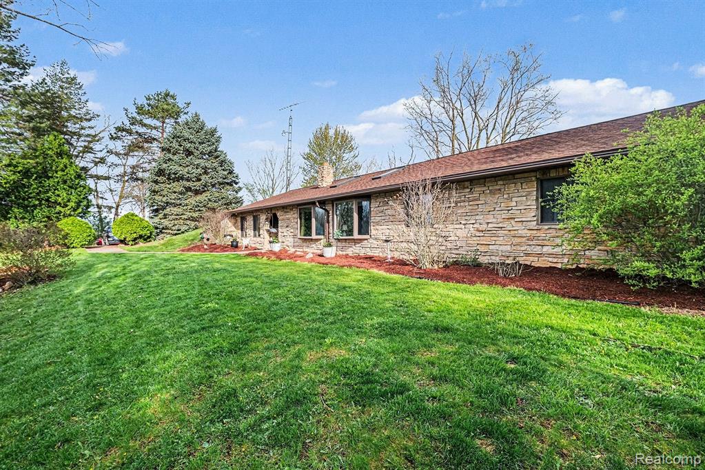 6095 S Sheridan Avenue, Durand, MI 48429 — Photo 37