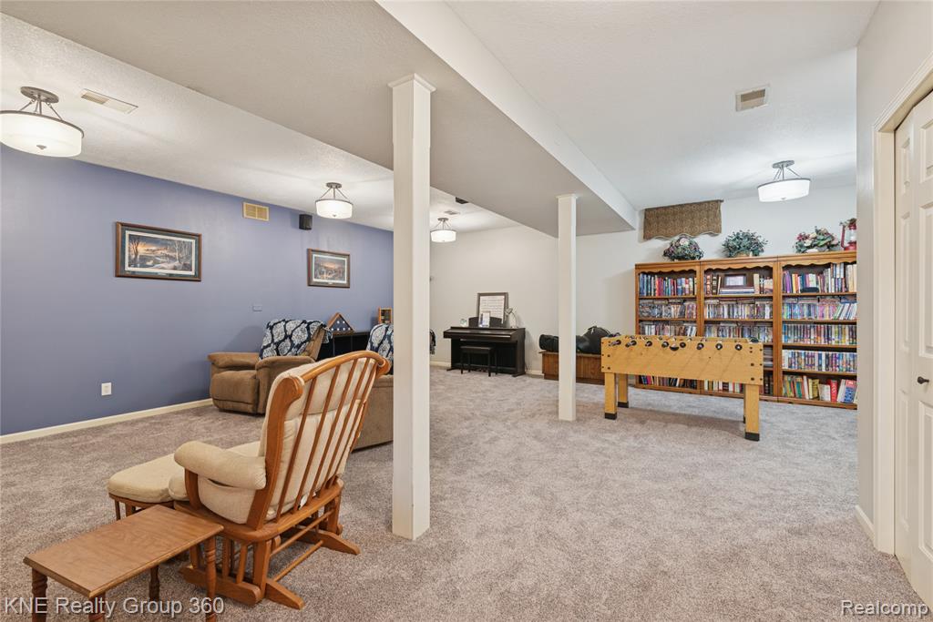 3283 Birch Run S, Adrian, MI 49221 — Photo 30