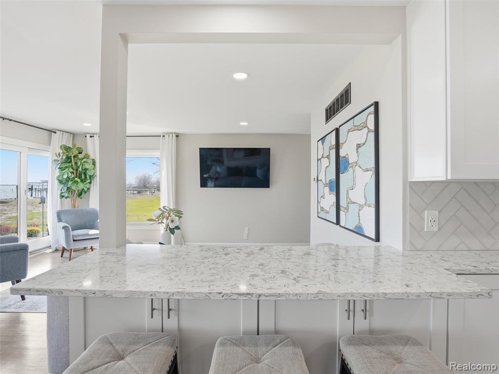 102 Lac Sainte Claire Drive, Saint Clair Shores, MI 48082 — Photo 28