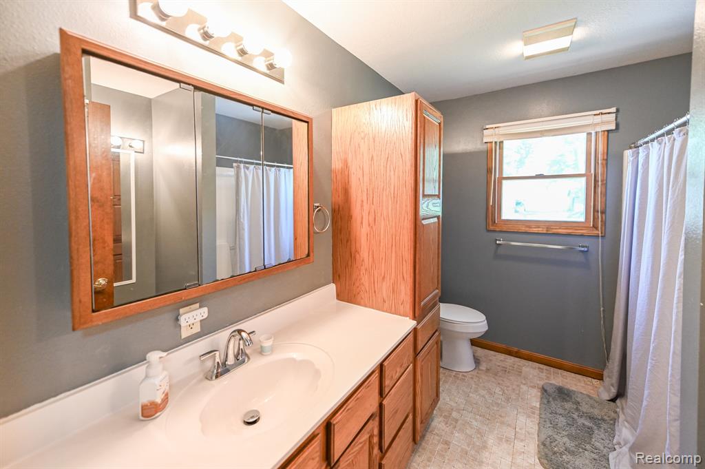 4534 SUPERIOR Street, Newport, MI 48166 — Photo 33