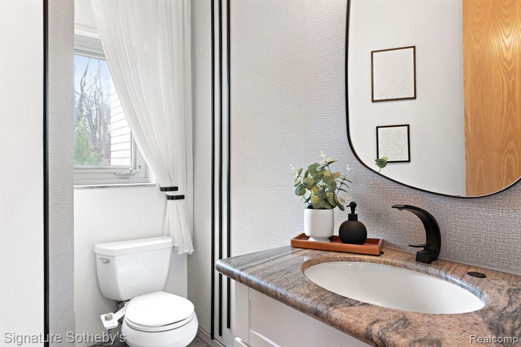 5930 Pontiac Trail, West Bloomfield, MI 48323 — Photo 14