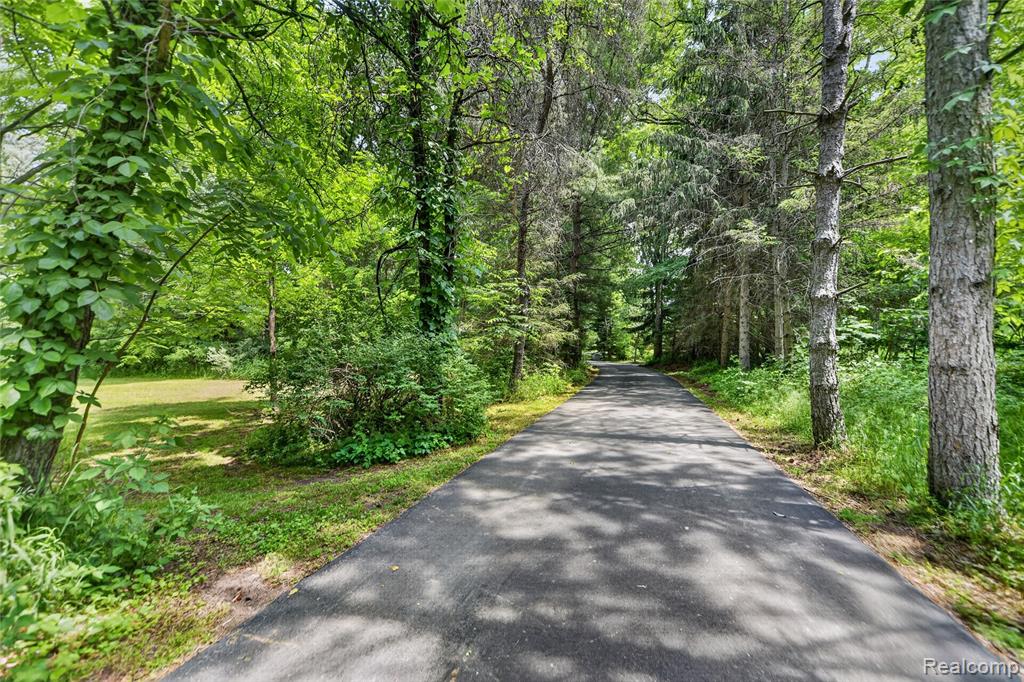 13635 Unadilla Road, Gregory, MI 48137 — Photo 46
