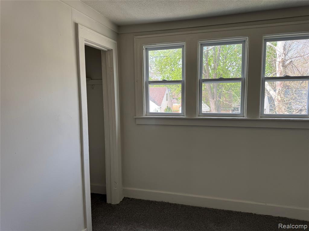 6490 Rosemont Avenue, Detroit, MI 48228 — Photo 13