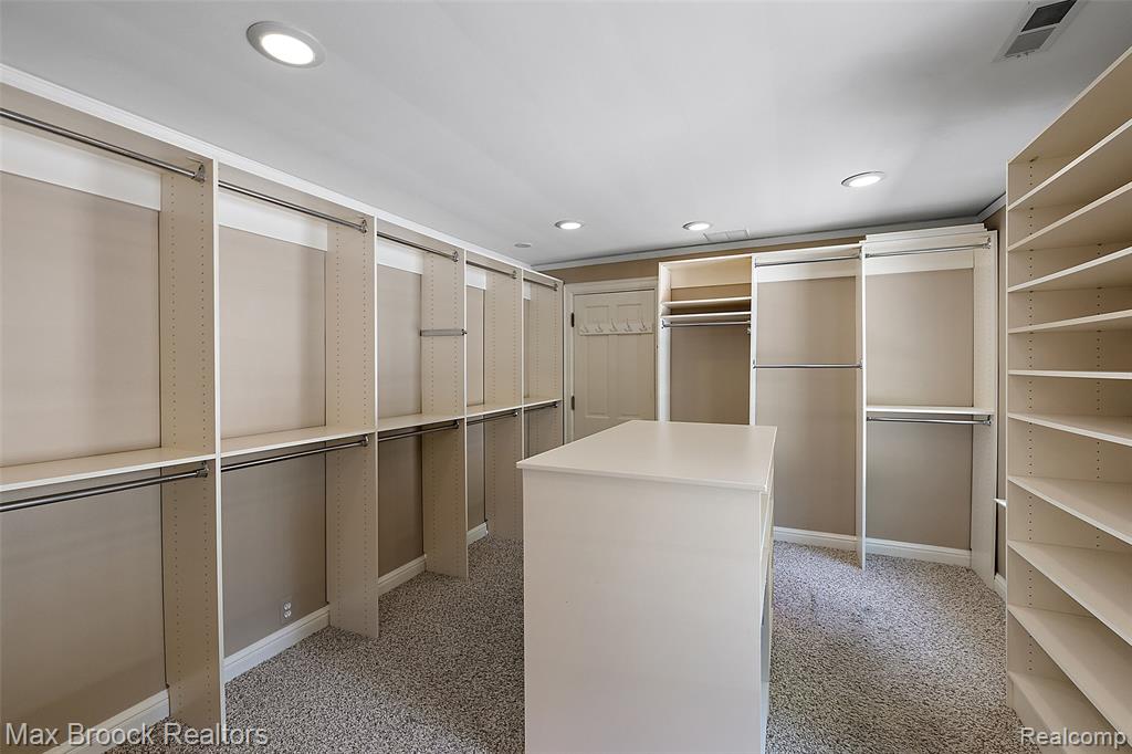 748 Waddington Street, Bloomfield Hills, MI 48301 — Photo 22