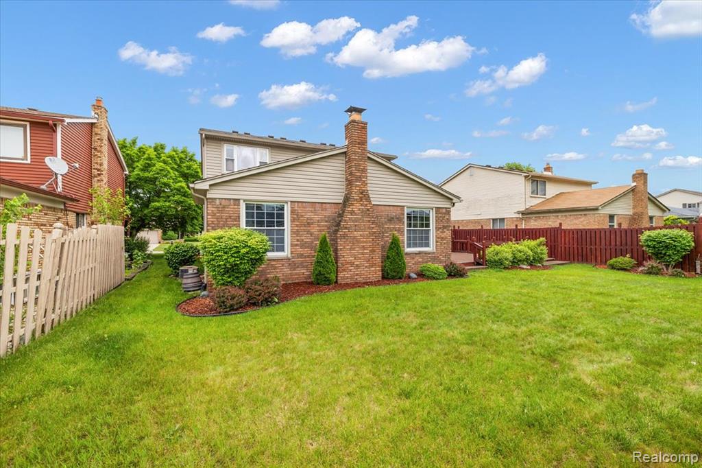 39573 Schroeder Drive, Clinton Twp, MI 48038 — Photo 8