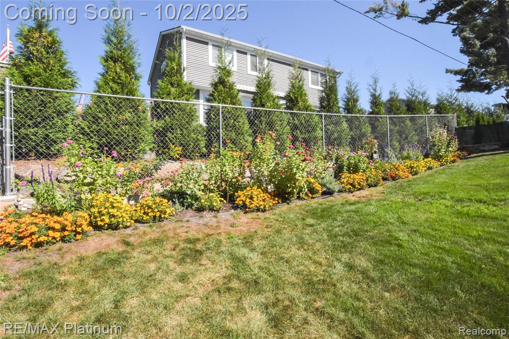 8426 Cooley Beach Drive, White Lake, MI — Photo 53