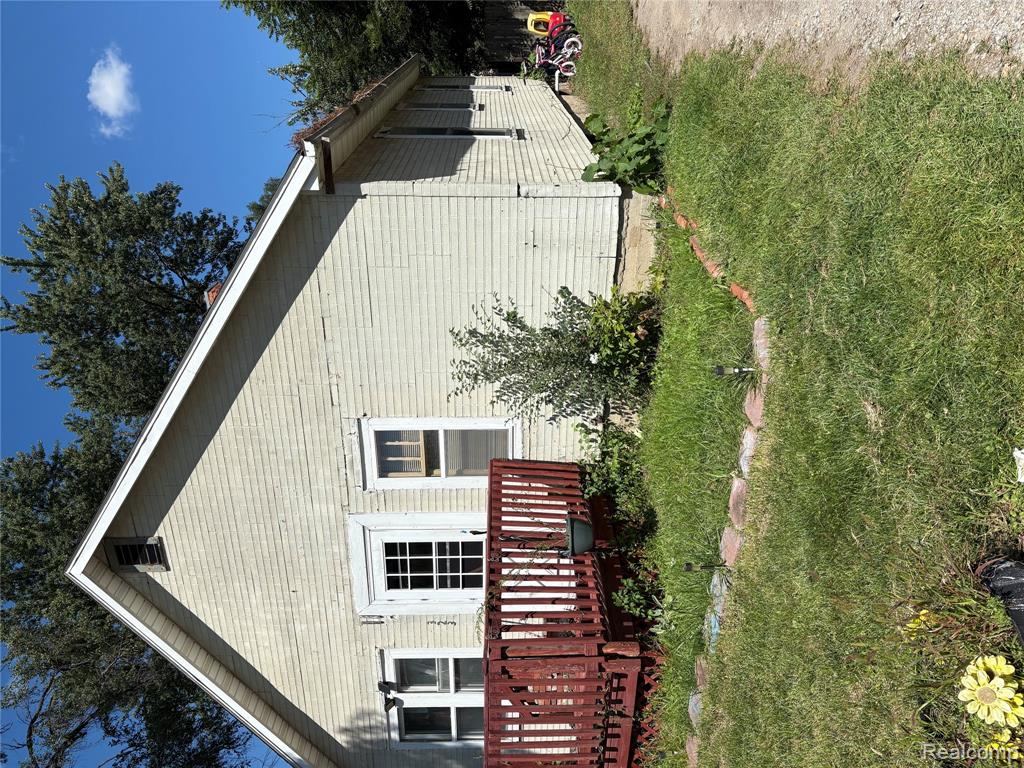 323 Green Street, Caro, MI 48723 — Photo 2