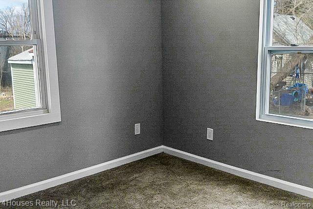833 SARASOTA Avenue, Pontiac, MI 48340 — Photo 15