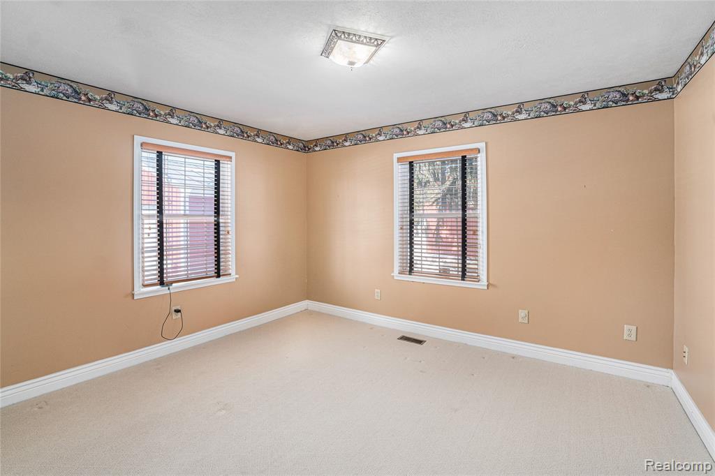 7056 Hill Road, Swartz Creek, MI 48473 — Photo 15